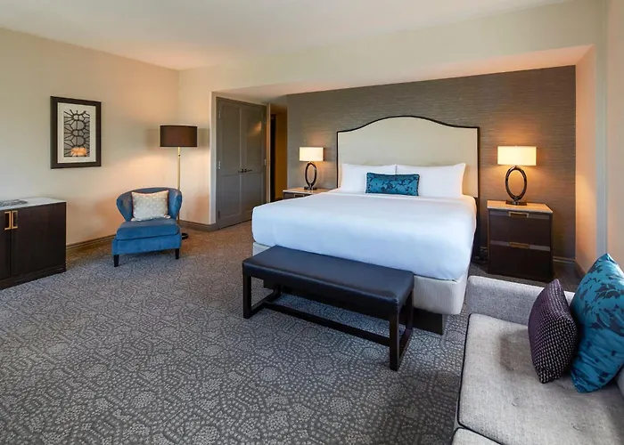 Intercontinental Magnificent Mile By Ihg Hotel 4*